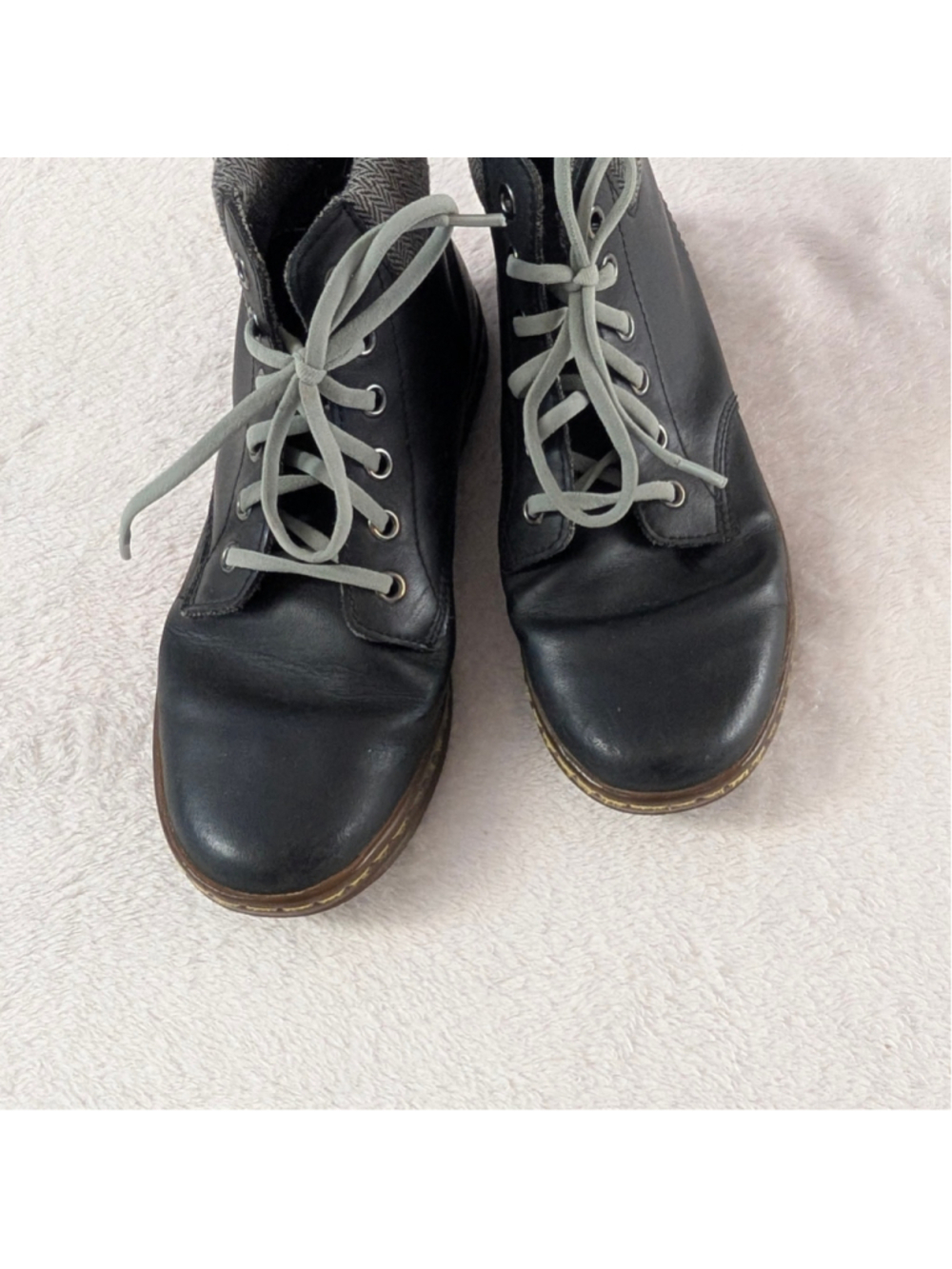 Dr. Martens Maelly Black Leather Herringbone Padded Ankle Boots - Size 7 - Picture 8 of 13